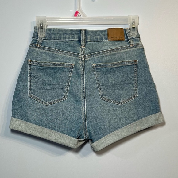American Eagle Curvy Mom Shorts - Picture 2 of 3